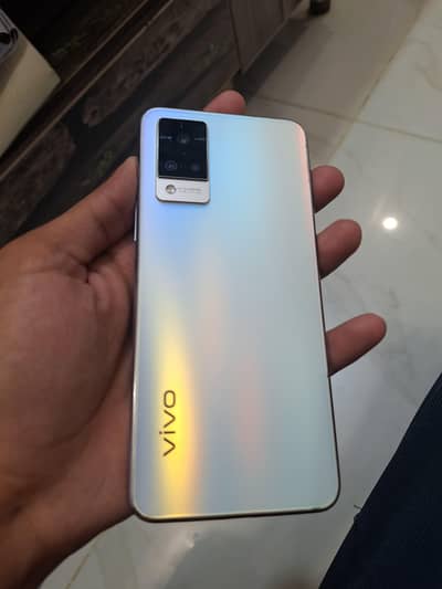 Vivo V21.  display finger.  with Box