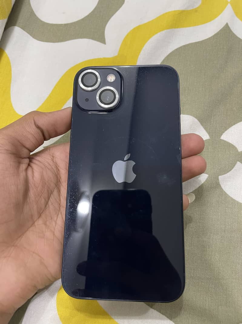 Apple iPhone 13 5