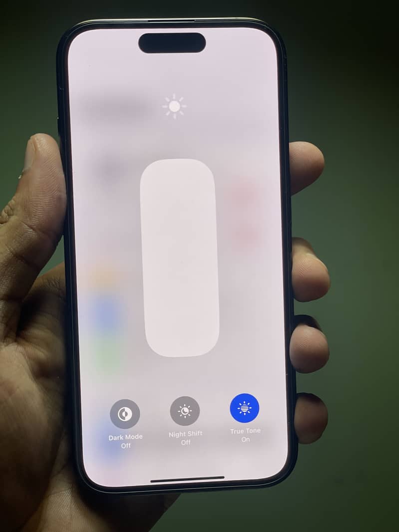 Apple iPhone 15 Pro 7