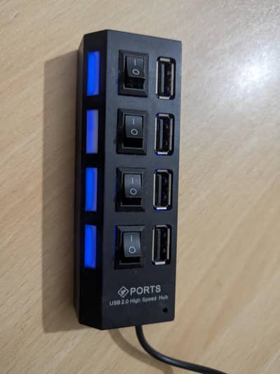USB hub with buttons.