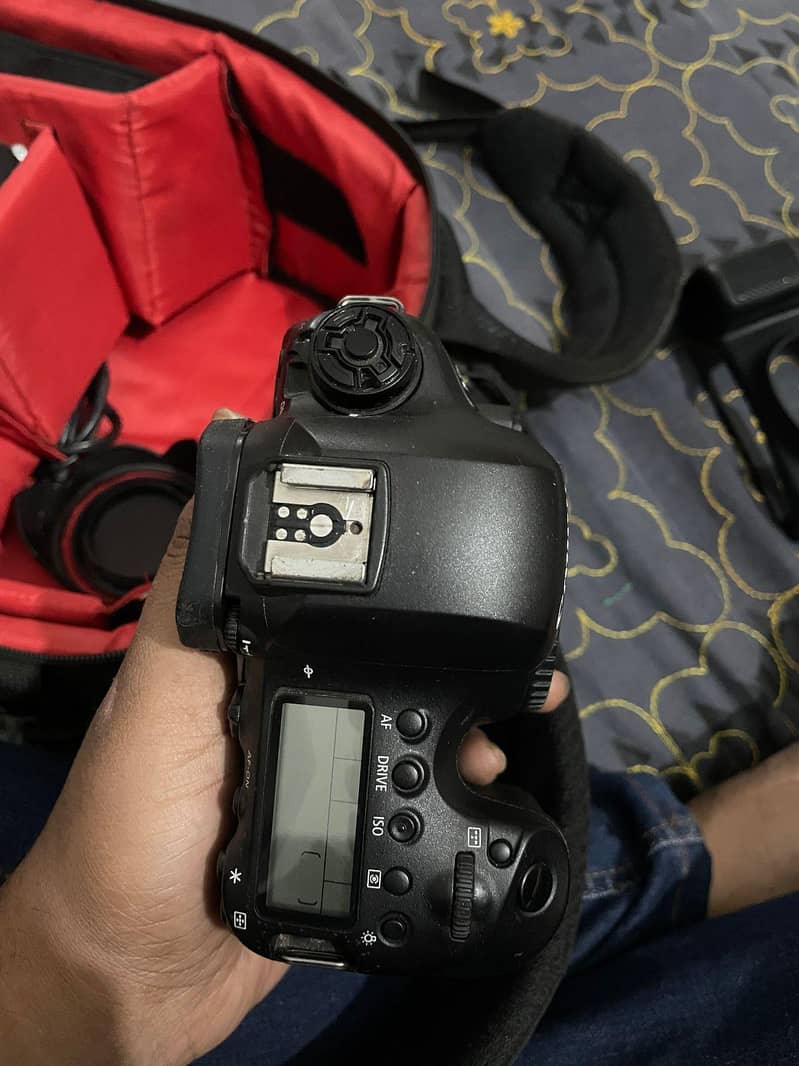 Canon 6d mark 2 3