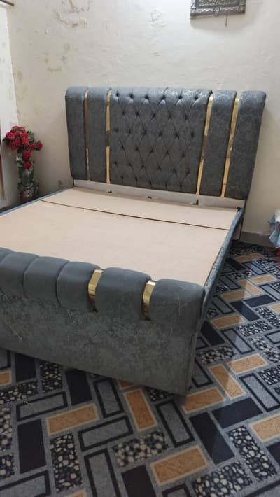 New design Bed for sale good condition
