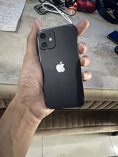 Apple iPhone 12 mini