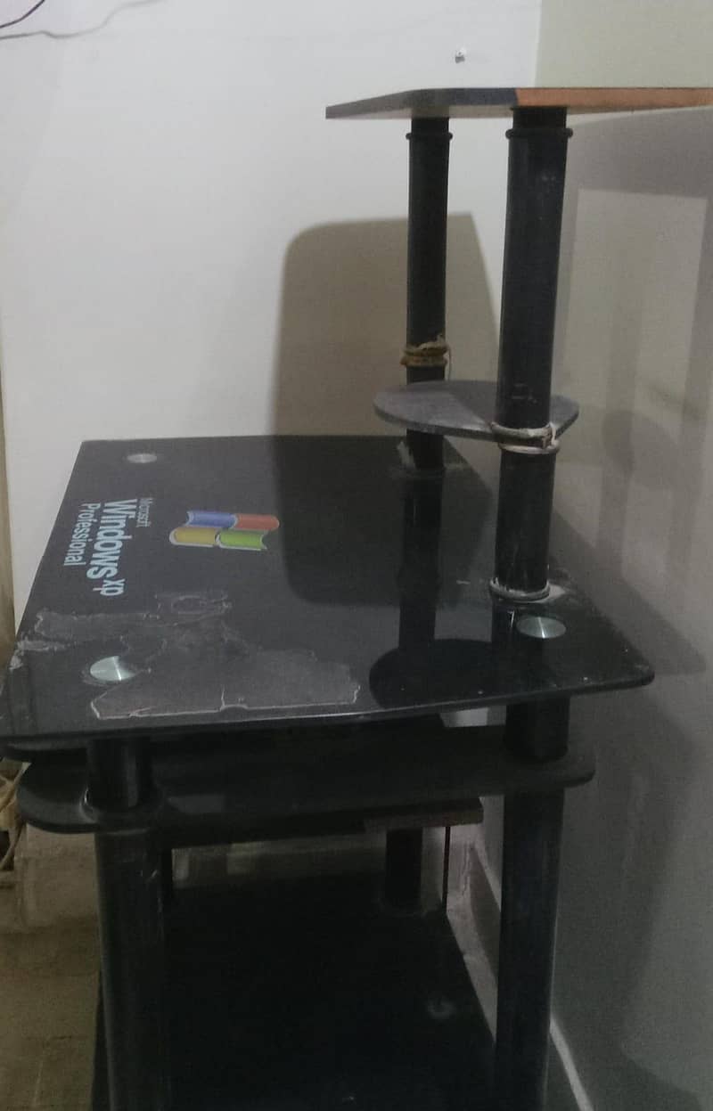 computer table 3
