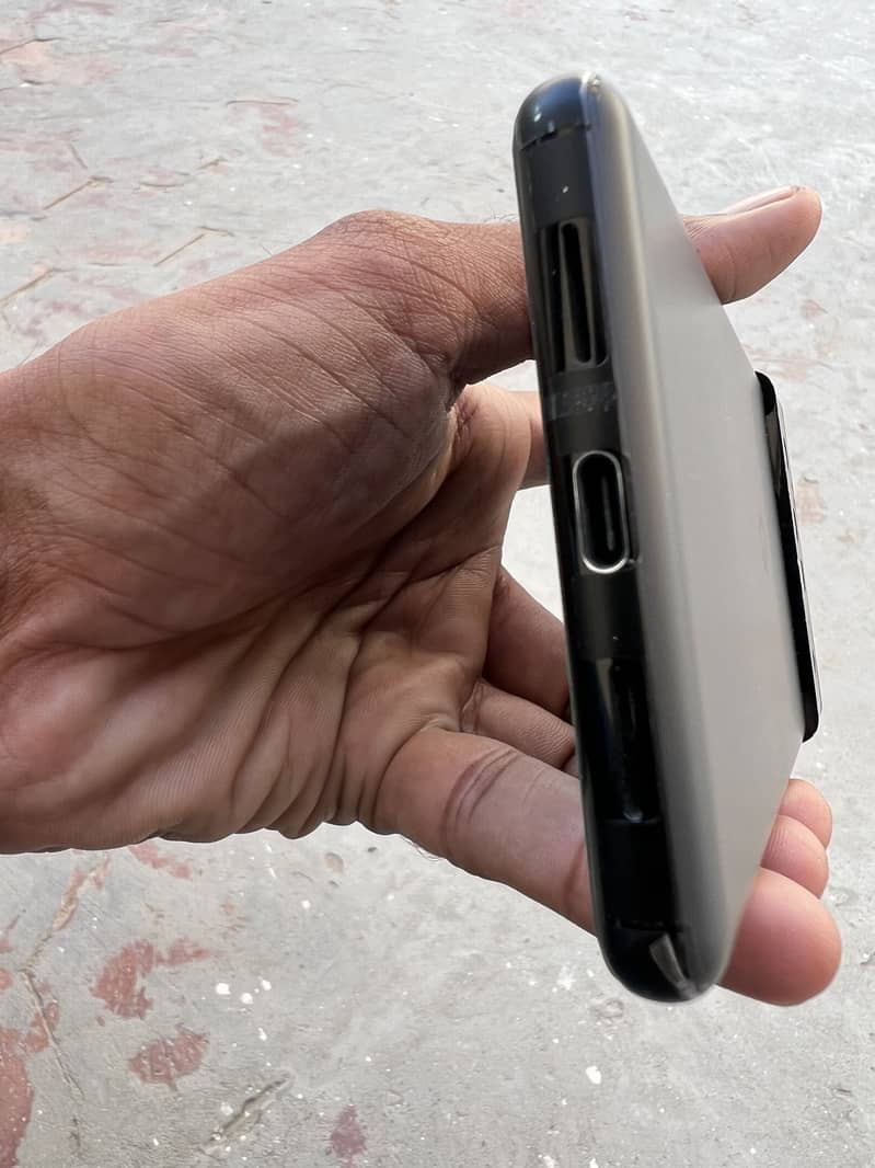 Google Pixel 6 Pro good condition 11