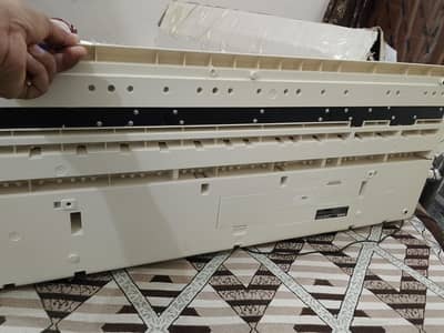 CASIO LK 211 PROFESSIONAL KEYBOARD NEW CONDITION