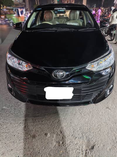 Car available for Sale in Lahore / Daily& Monthly/With Driver