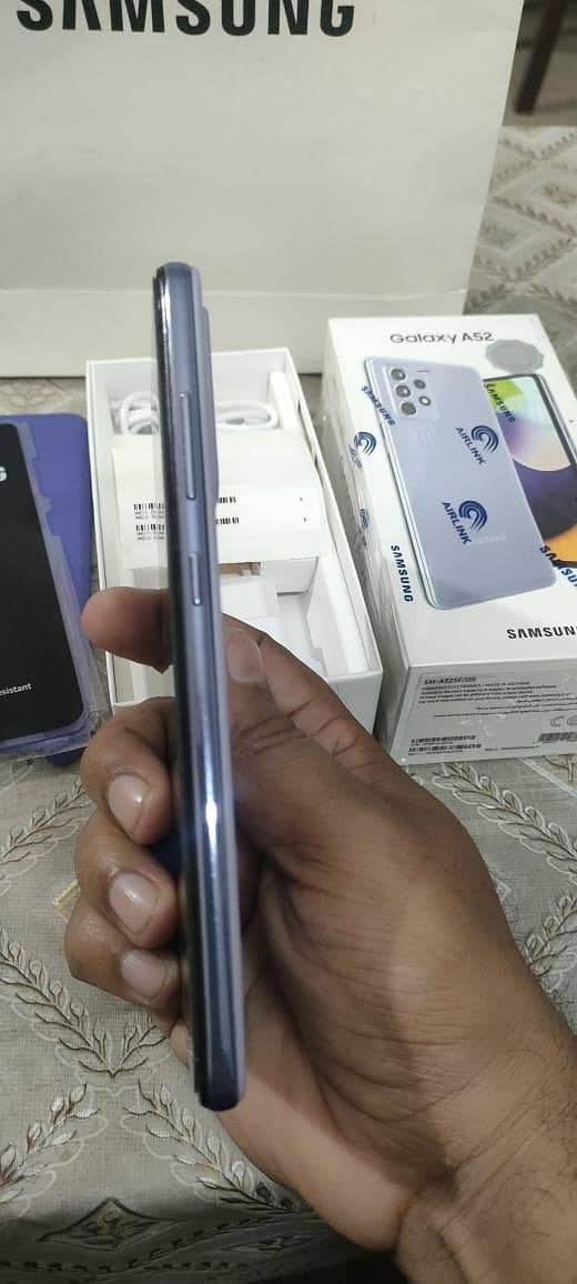 Samsung Mobile A52 5
