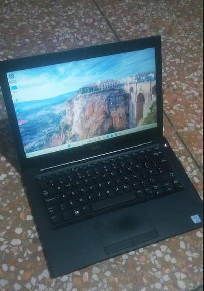 Dell latitude 7290 i5 8th gen 8gb ram 256gb ssd Urgent for sale