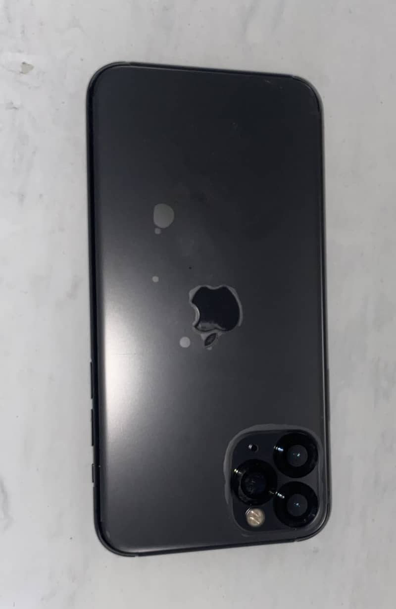 Apple iPhone 11 Pro 1