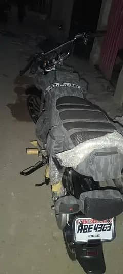 unique black colour 3