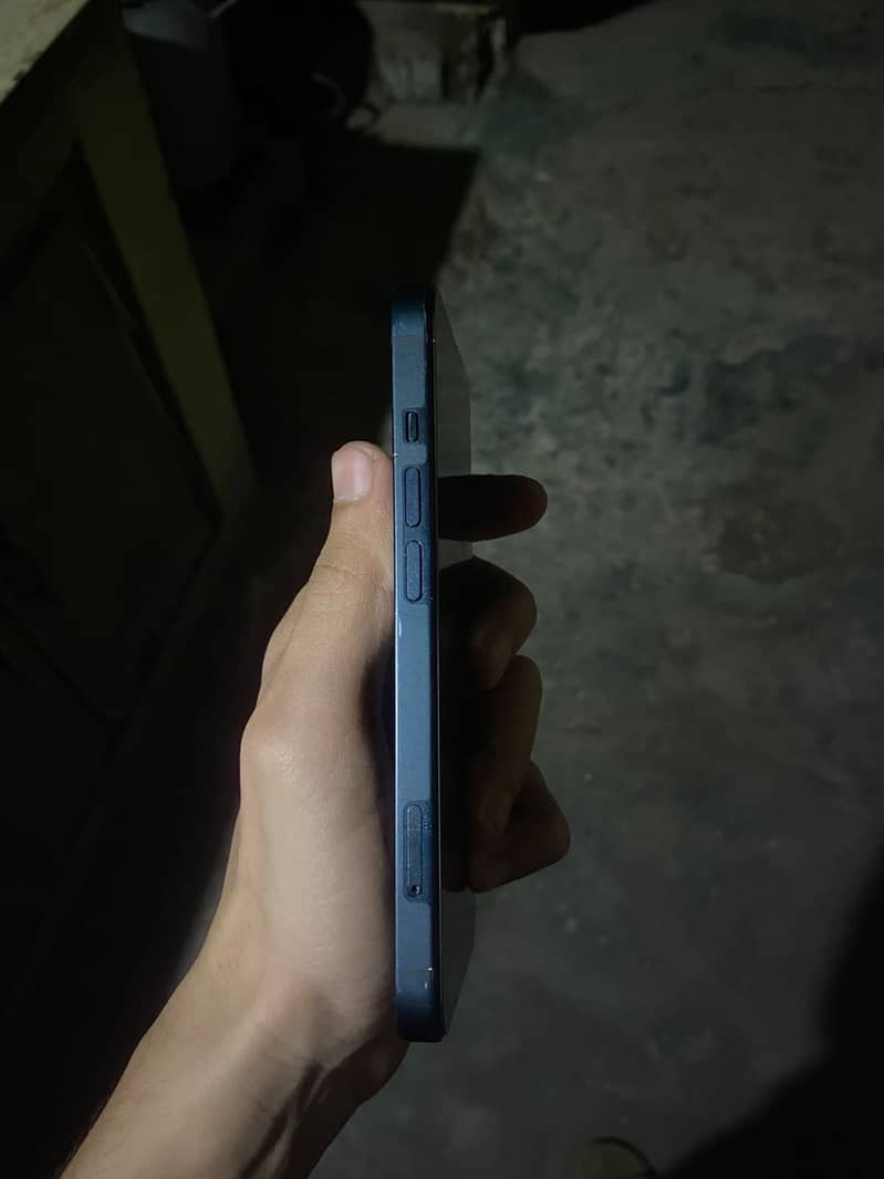 iPhone 13 jv 2
