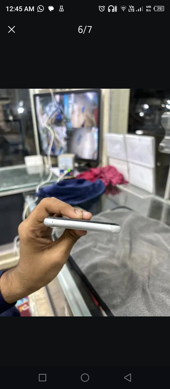 Apple iPhone XR 6