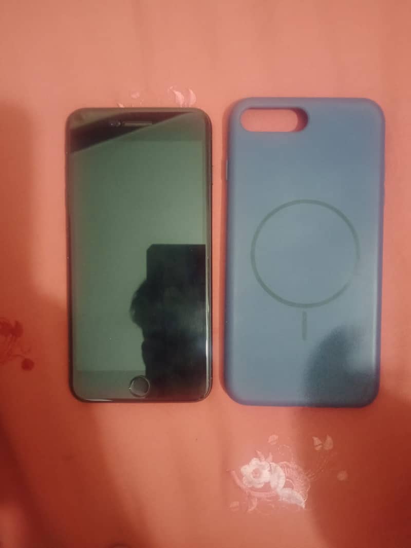 Apple iPhone 7 Plus 2