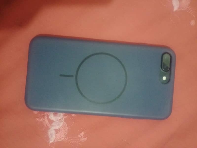 Apple iPhone 7 Plus 5