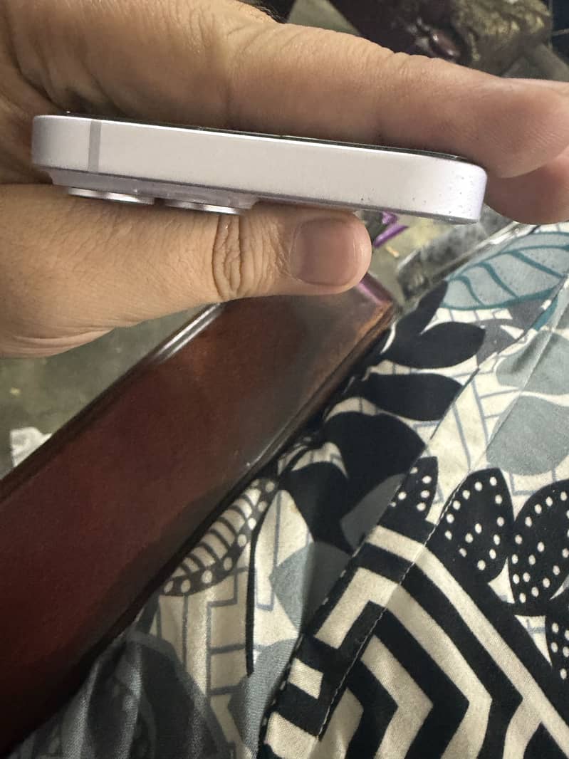 Apple iPhone 14 bypass 2
