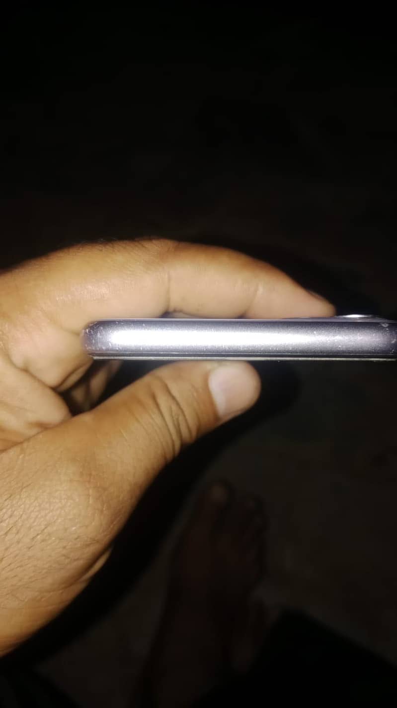 Apple iPhone 11 5