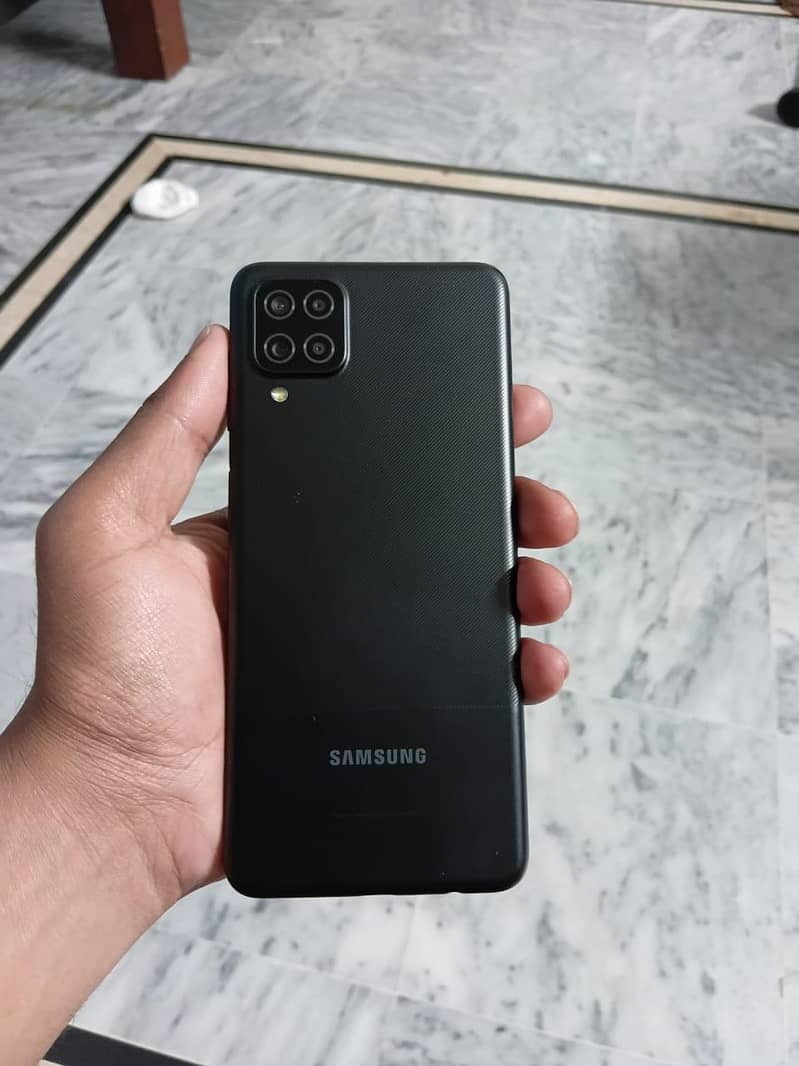 Samsung A12 4
