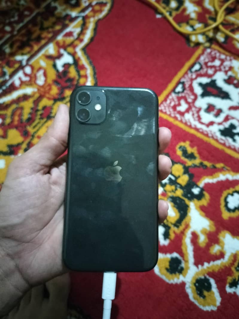 Apple iPhone 11 3