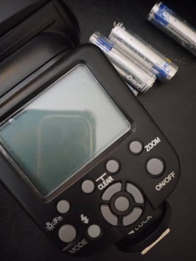 Almost New Flash Gun