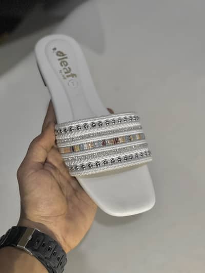 Casual slippers