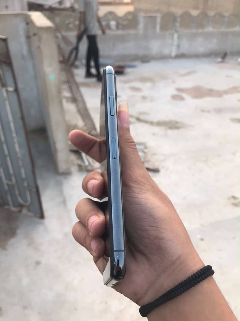 Iphone 11 pro max 1