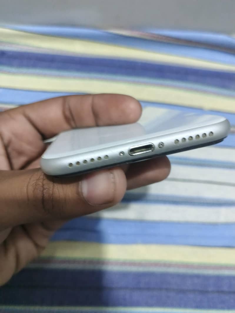 Apple iPhone SE 1
