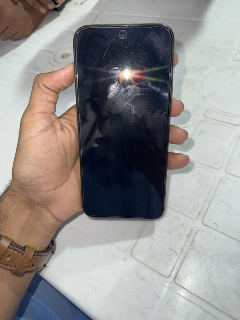 OPPO A6s 1