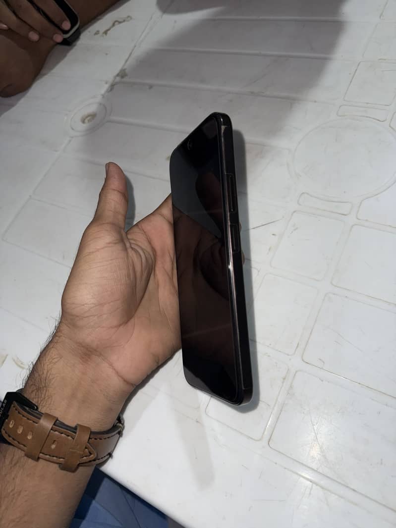 OPPO A6s 3