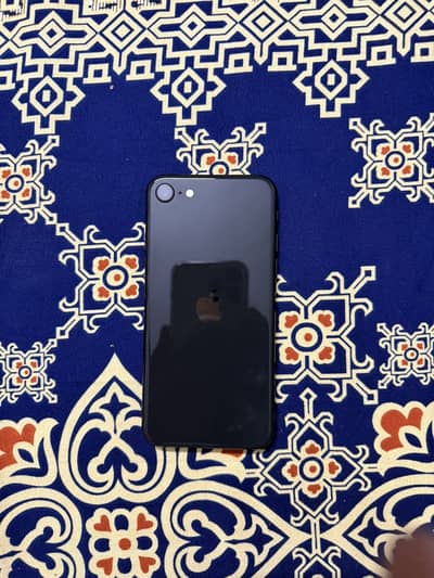 Apple iPhone SE 2nd Gen 2020 128gb factory unlock