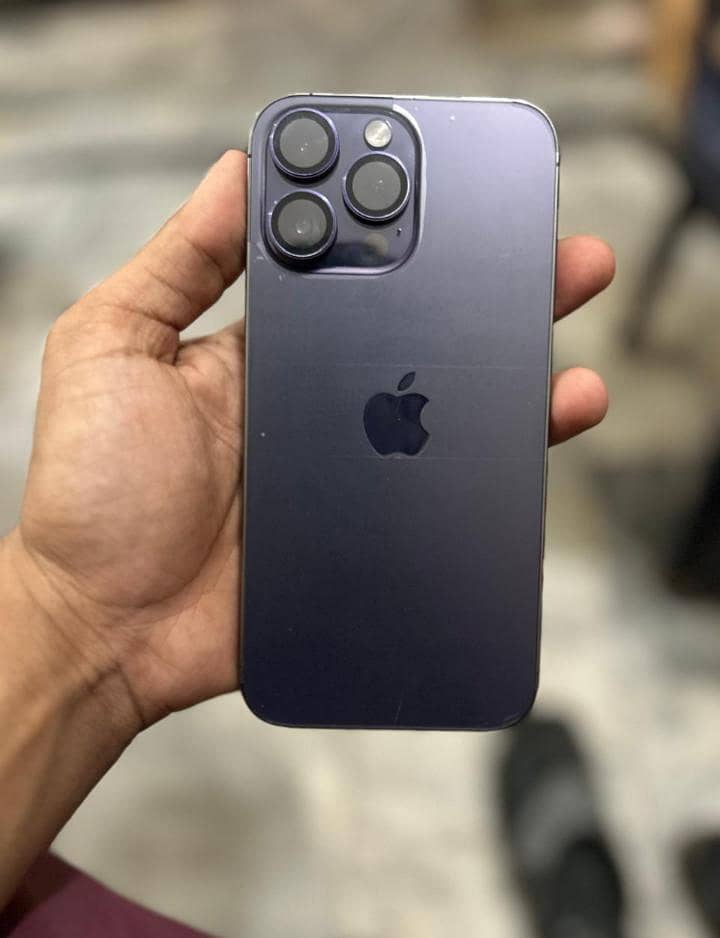 Apple iPhone 14 Pro max 1