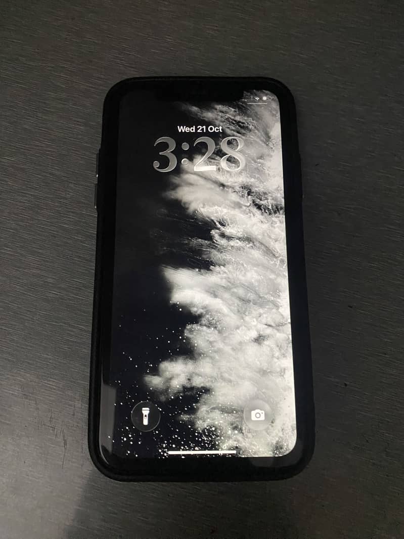 Apple iPhone 11 10