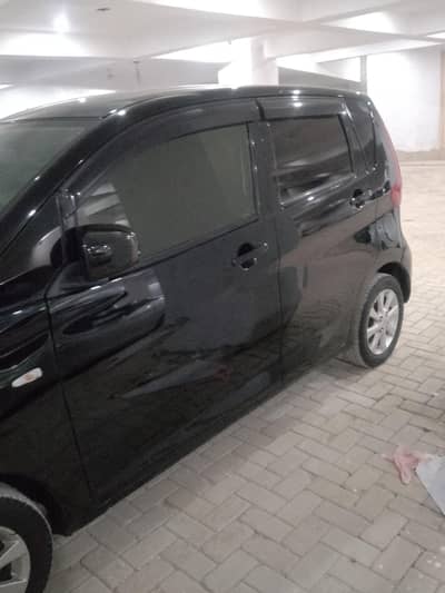 Mitsubishi Ek Wagon 2013