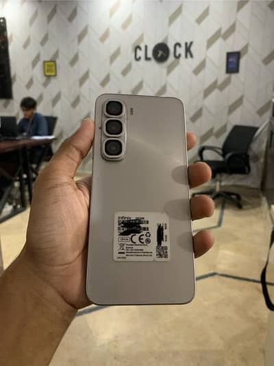 Infinix Hot60i