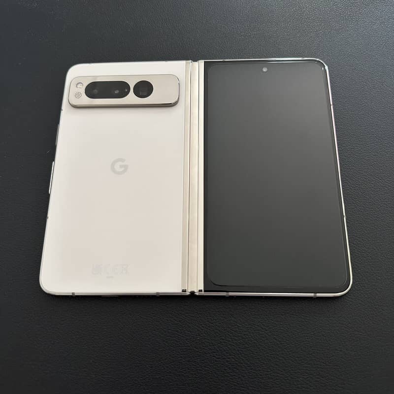 Google Pixel Fold Bundle 7