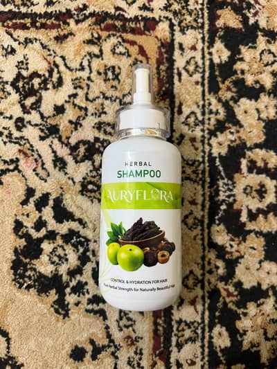 Aury Flora  Herbal Shampoo | Nature-Inspired Hair Care