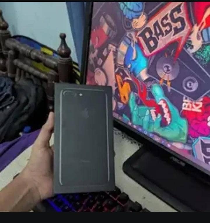 Apple iPhone 7 Plus 2