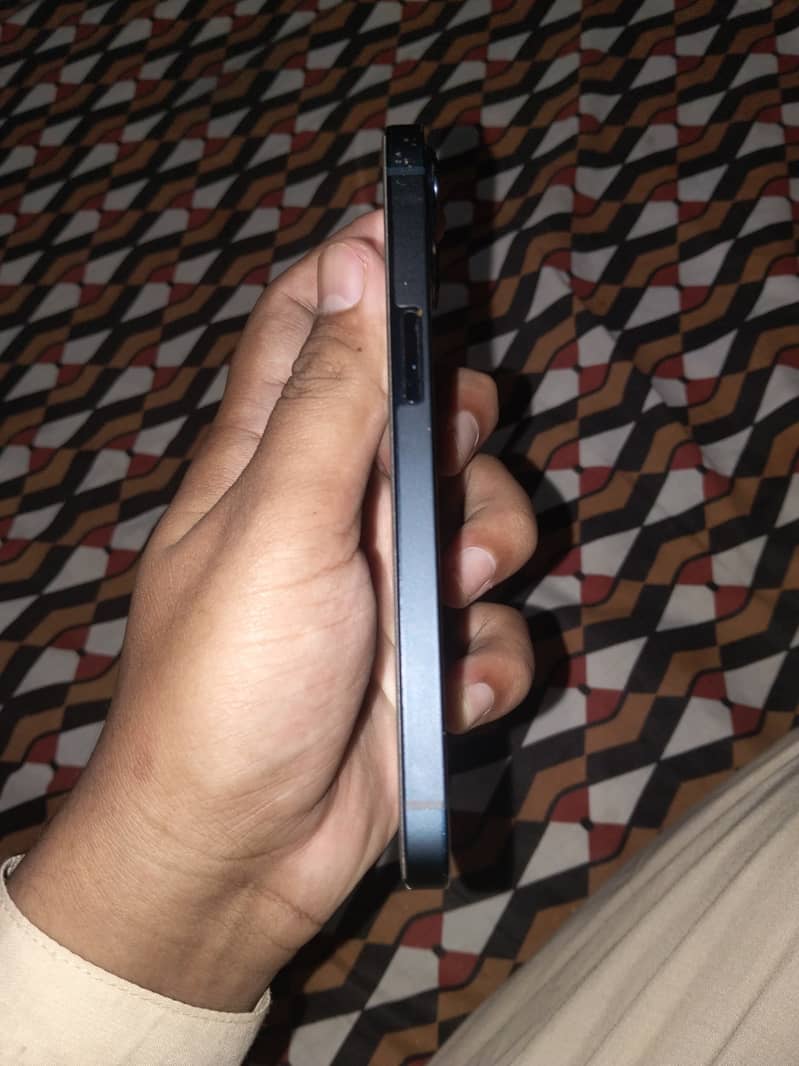 IPHONE 13 mdm 3