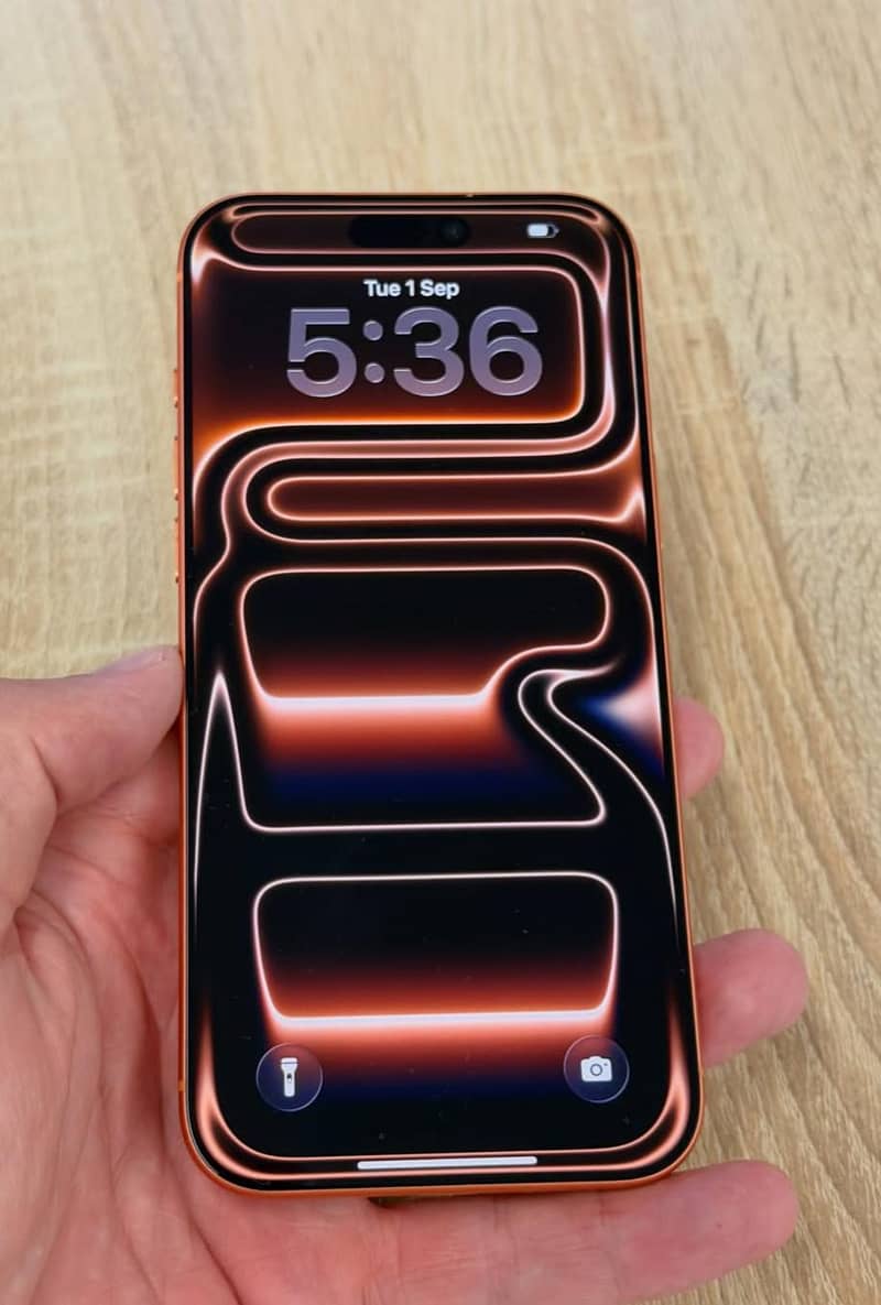 Apple iPhone 17 Pro Max 3