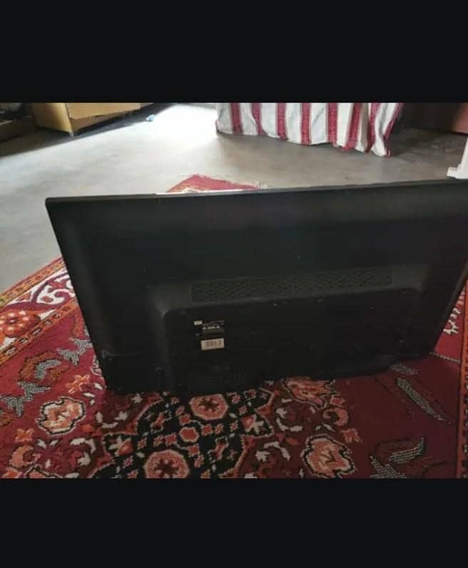 TCL LED 1
