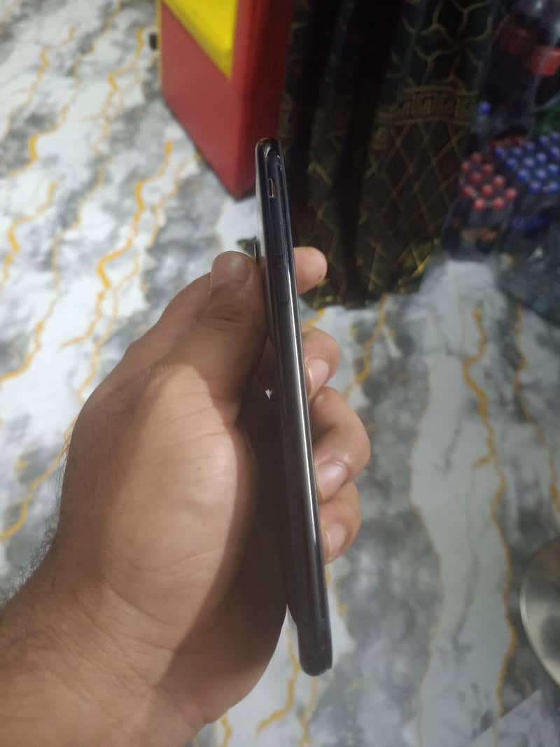iPhone 7 128 GB 5