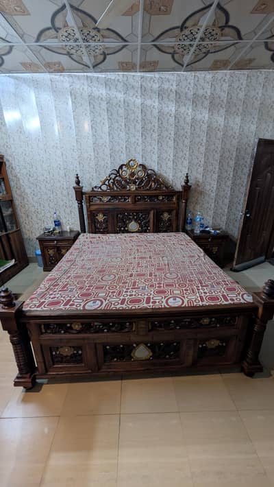 shesham bed set with sides and cupboard
