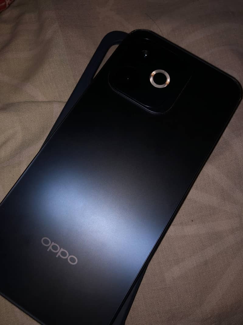 OPPO A6s Pro 0