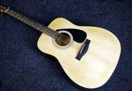 Yamaha F310 Acoustic