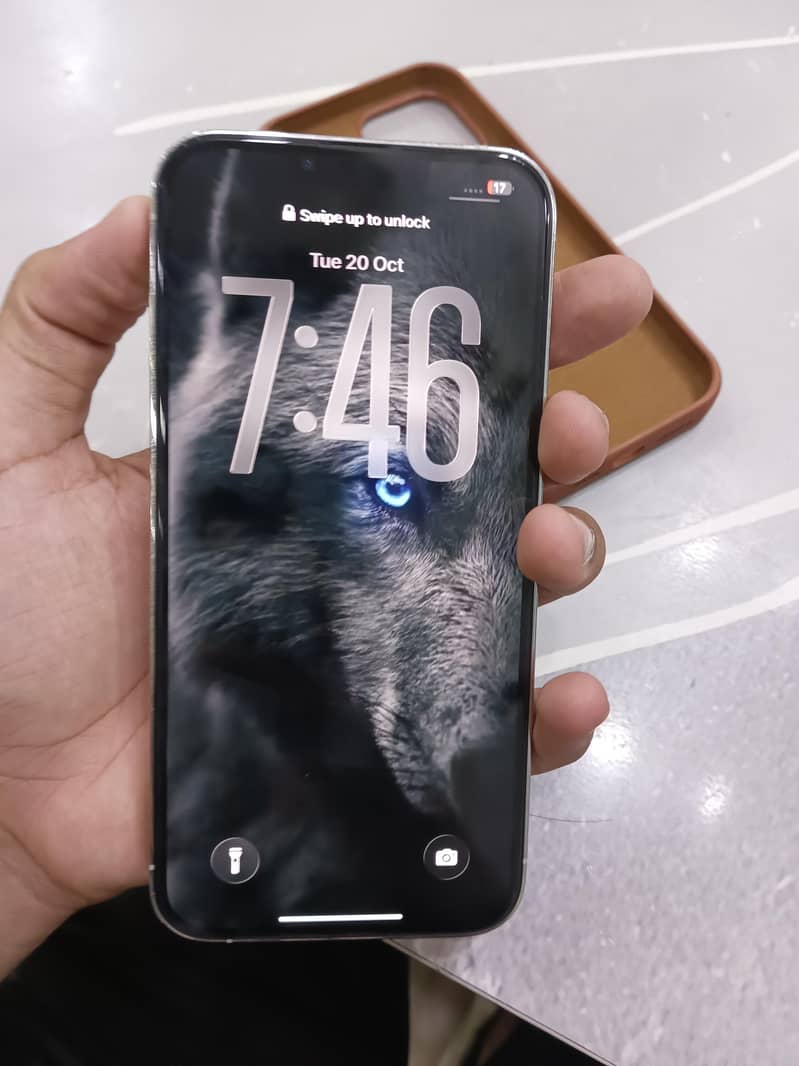 Apple iPhone 13 Pro Max 4