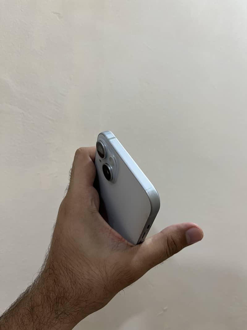 Apple iPhone 15 plus 5