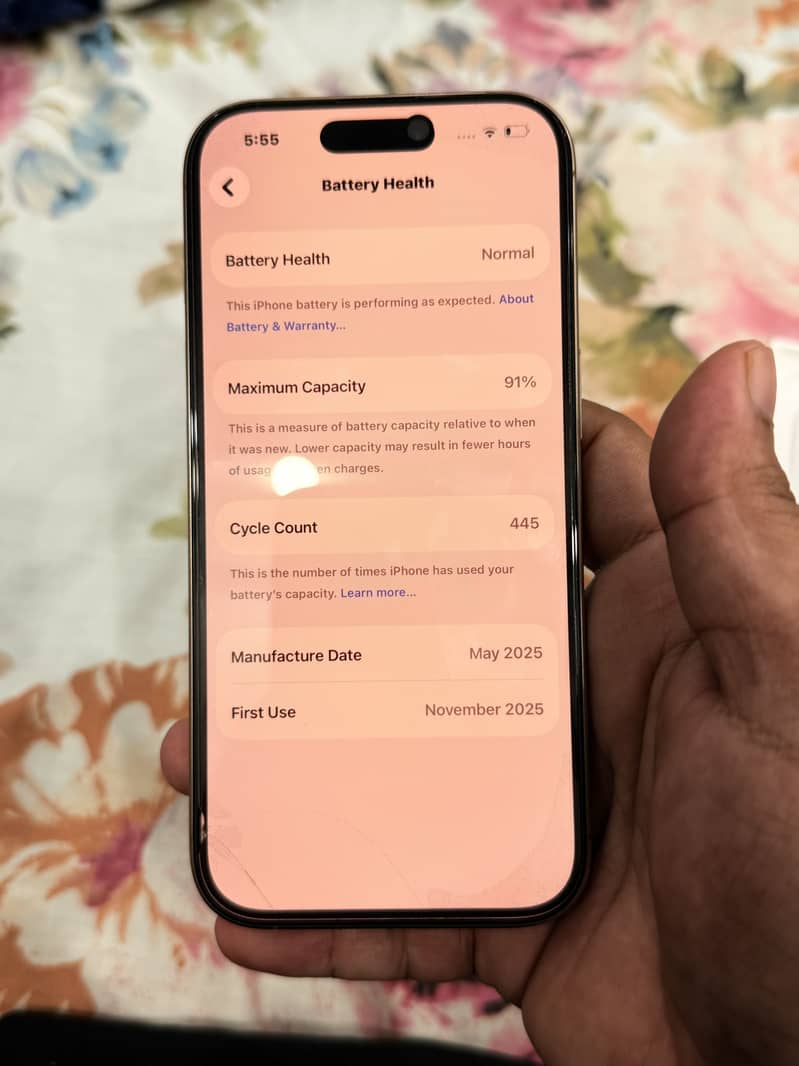Apple iPhone 16 Pro 8