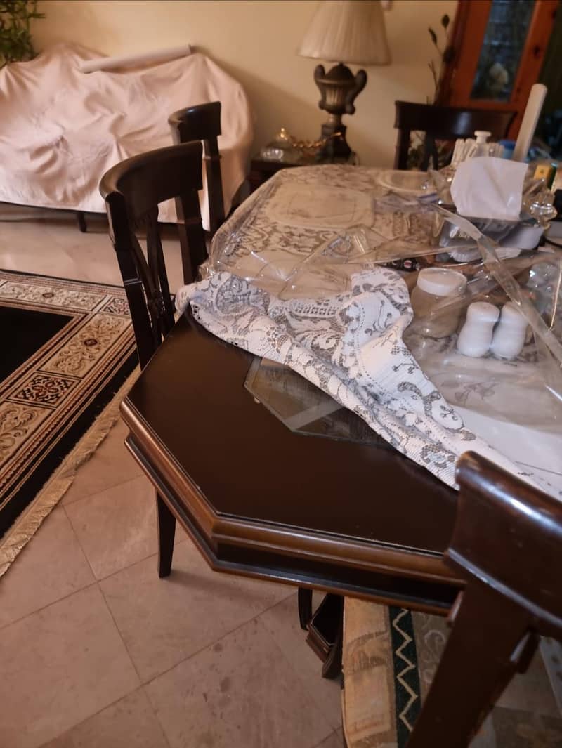 Dining table + chairs 2