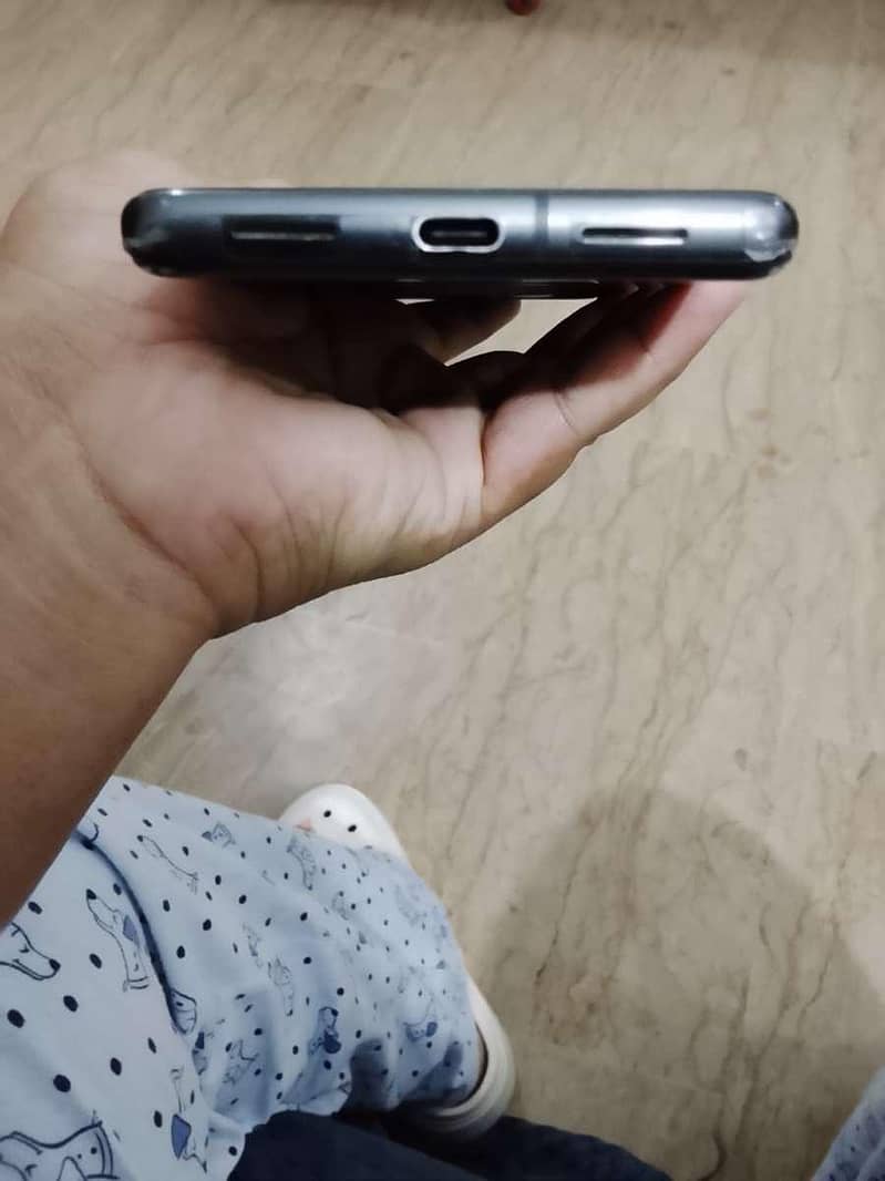 Google Pixel 7 Pro 6