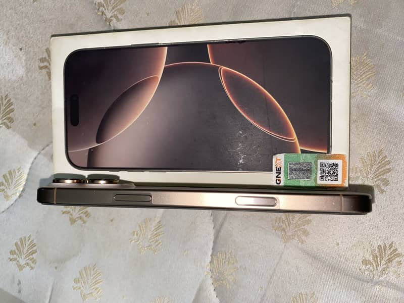 Apple iPhone 16 Pro Max 3